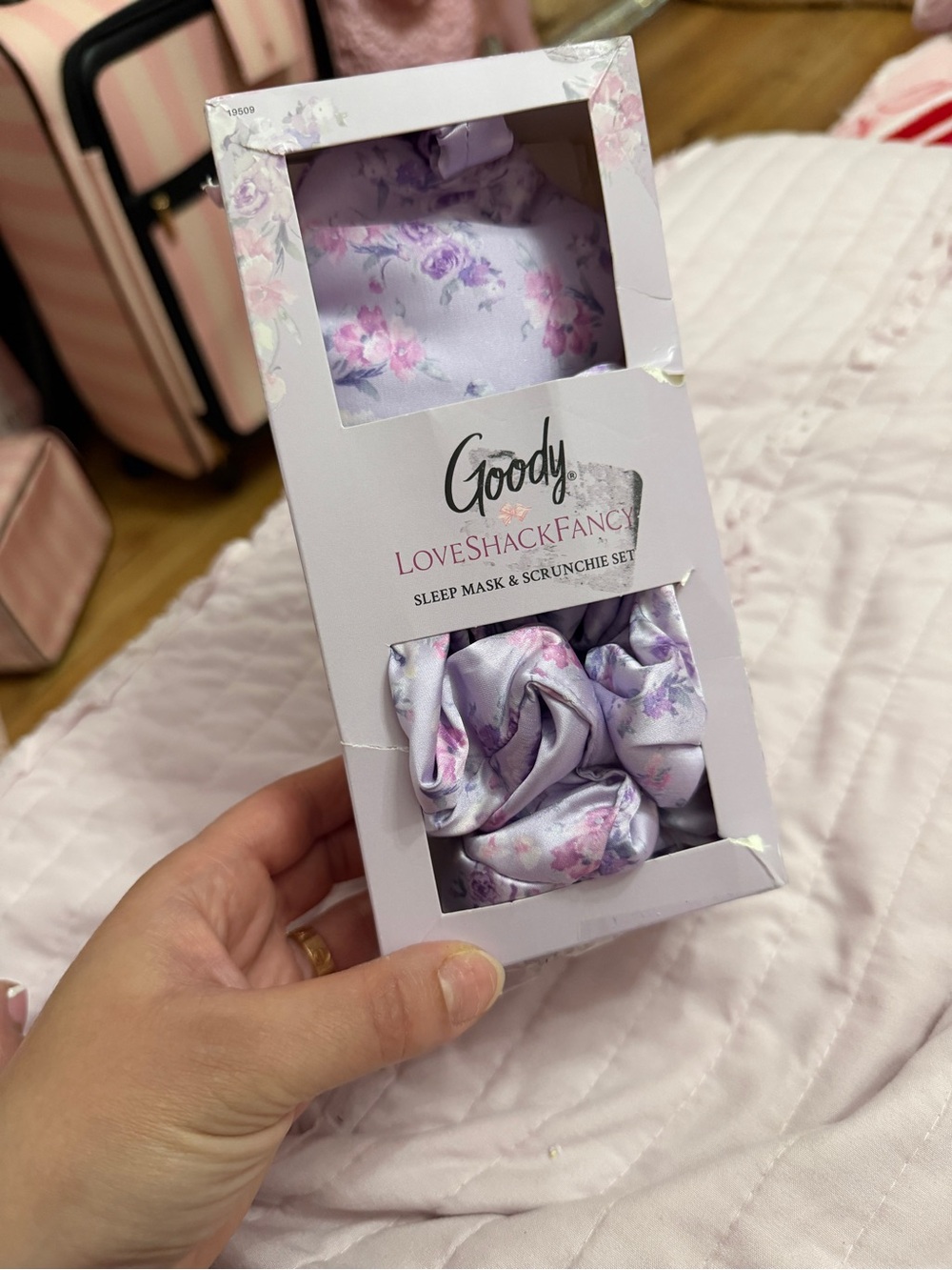 LoveShackFancy x Target - Goody Happy Thoughts Eye Mask + Scrunchie 2CT Hibiscus